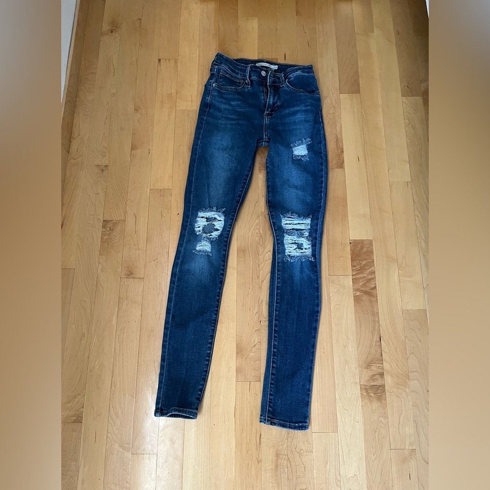 Levi’s - 721 High Rise Skinny - Picture 3 of 5